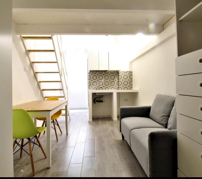 Central Guest House Napoli Esterno foto