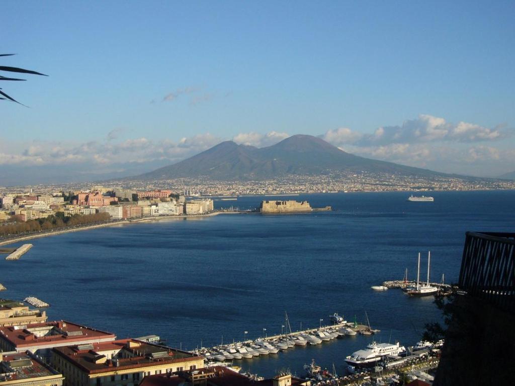 Central Guest House Napoli Esterno foto